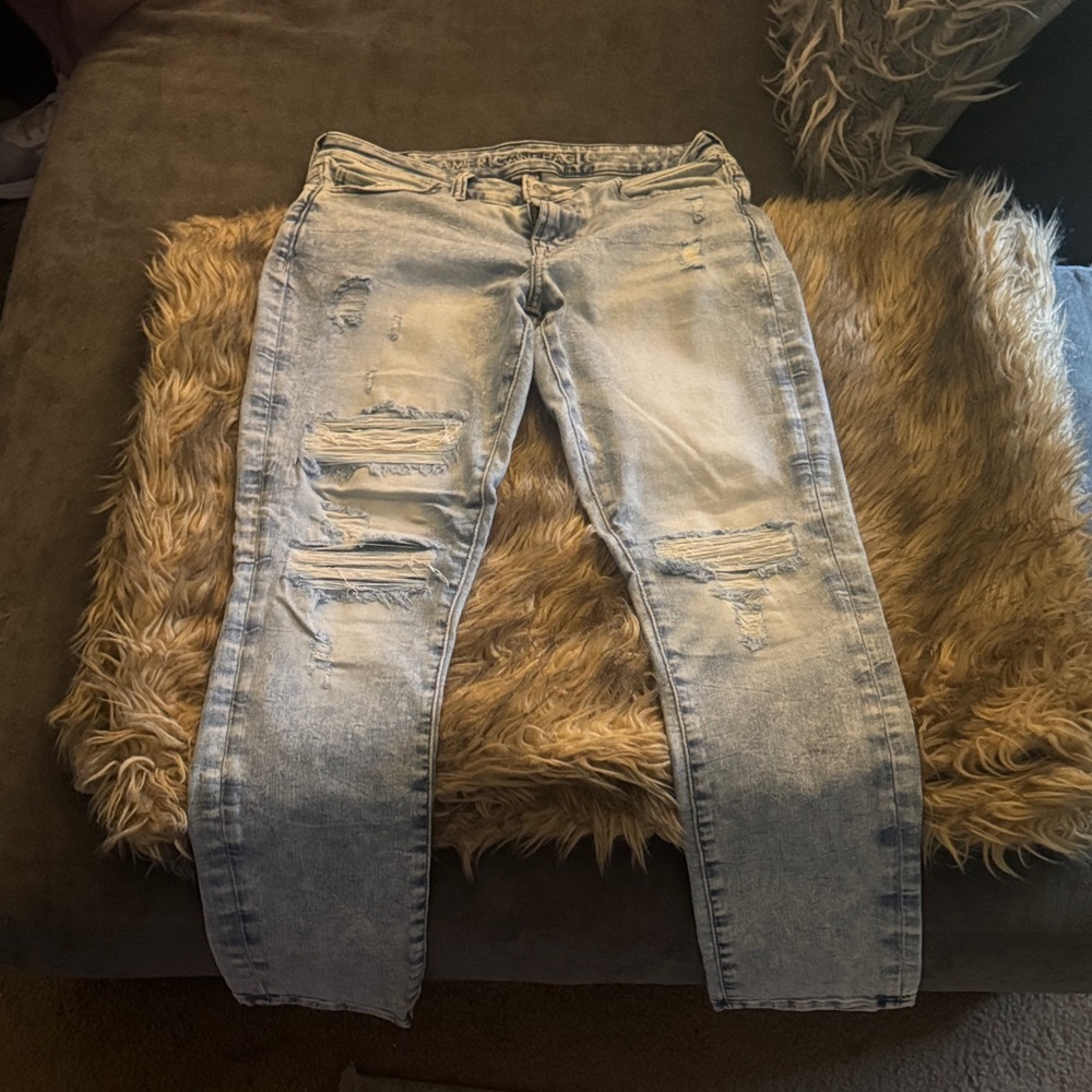 American Eagle Outfitters Light Blue Distressed Slim Jeans
